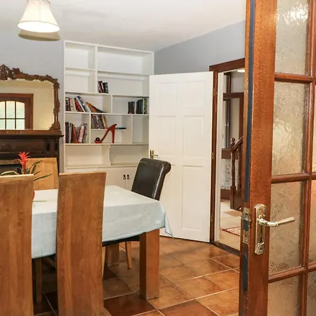 Lilly's Semesterbostad *